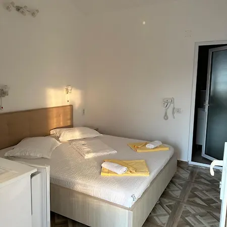 Pensión Casa George Costinesti