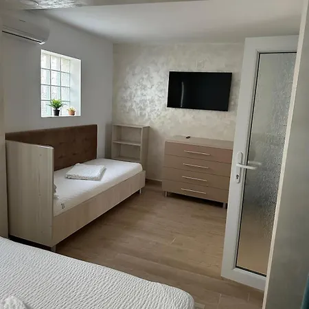 Casa George 3* Costinesti
