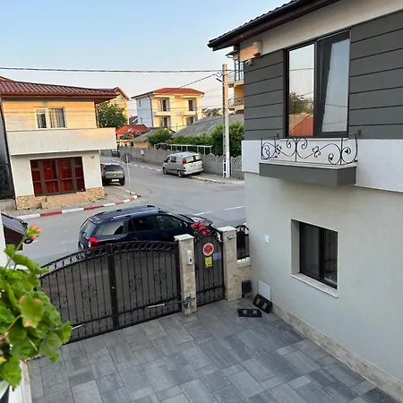 Casa George Costinești