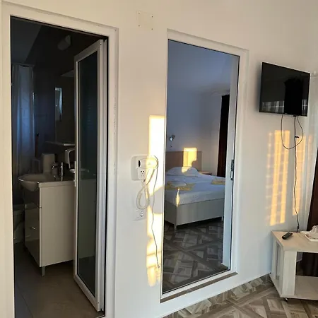 Casa George Guest house 3*